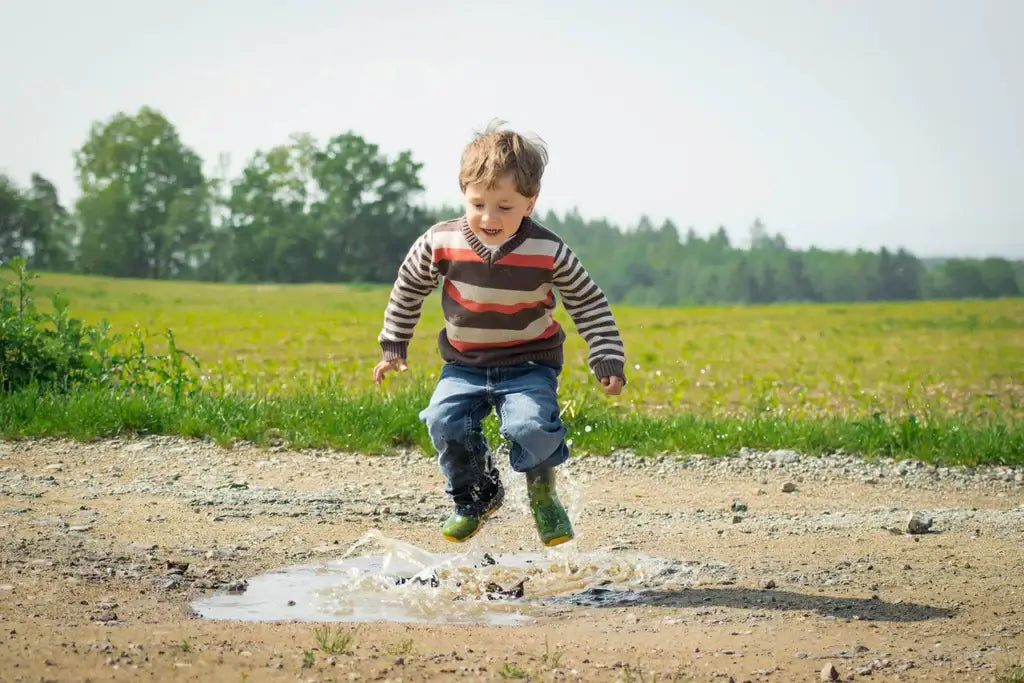 kid playing 