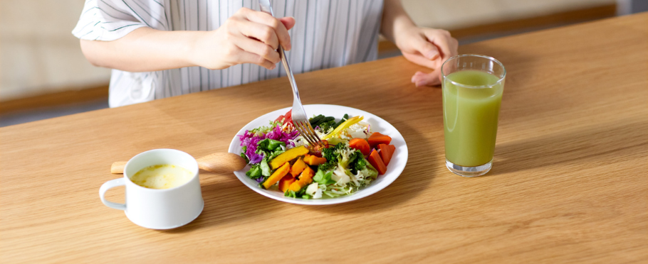 You Can’t Pack Their Lunch Forever: Raising Teens Who Know How to Feed Themselves